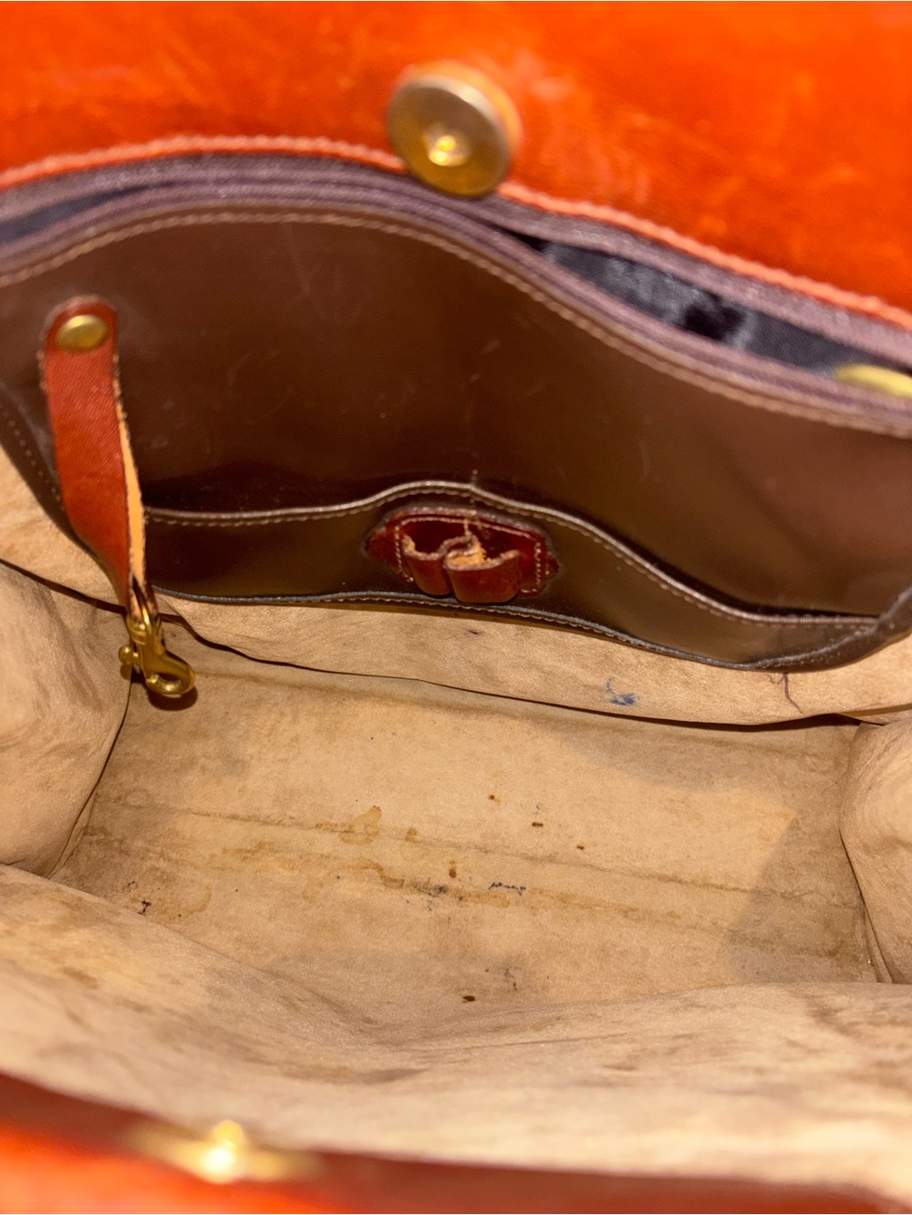 Brahmin Vintage Rich Brown Croc-Embossed Leather Shoulder Bag - Picture 8 of 12